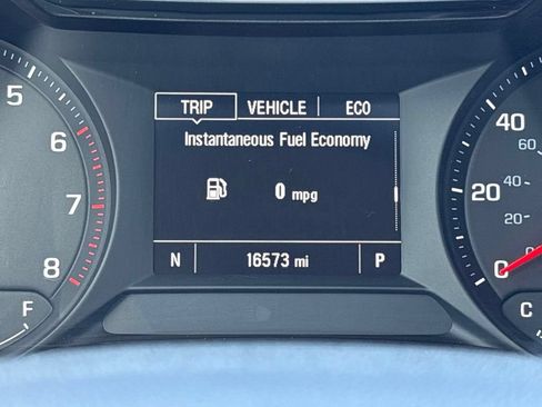 Used 2023 Chevrolet TrailBlazer LT FWD image 25