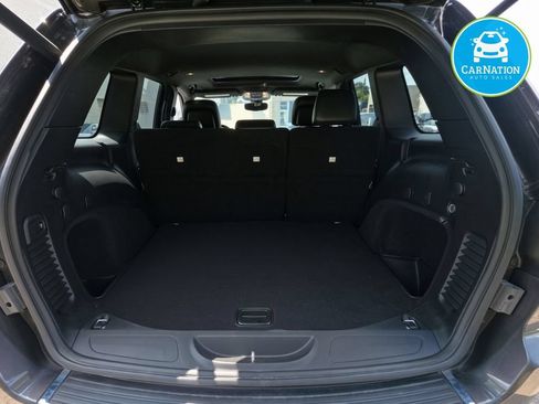 Used 2020 Jeep Grand Cherokee Limited AWD/4WD image 8