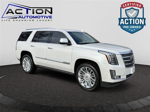 Used 2019 Cadillac Escalade Platinum image 1