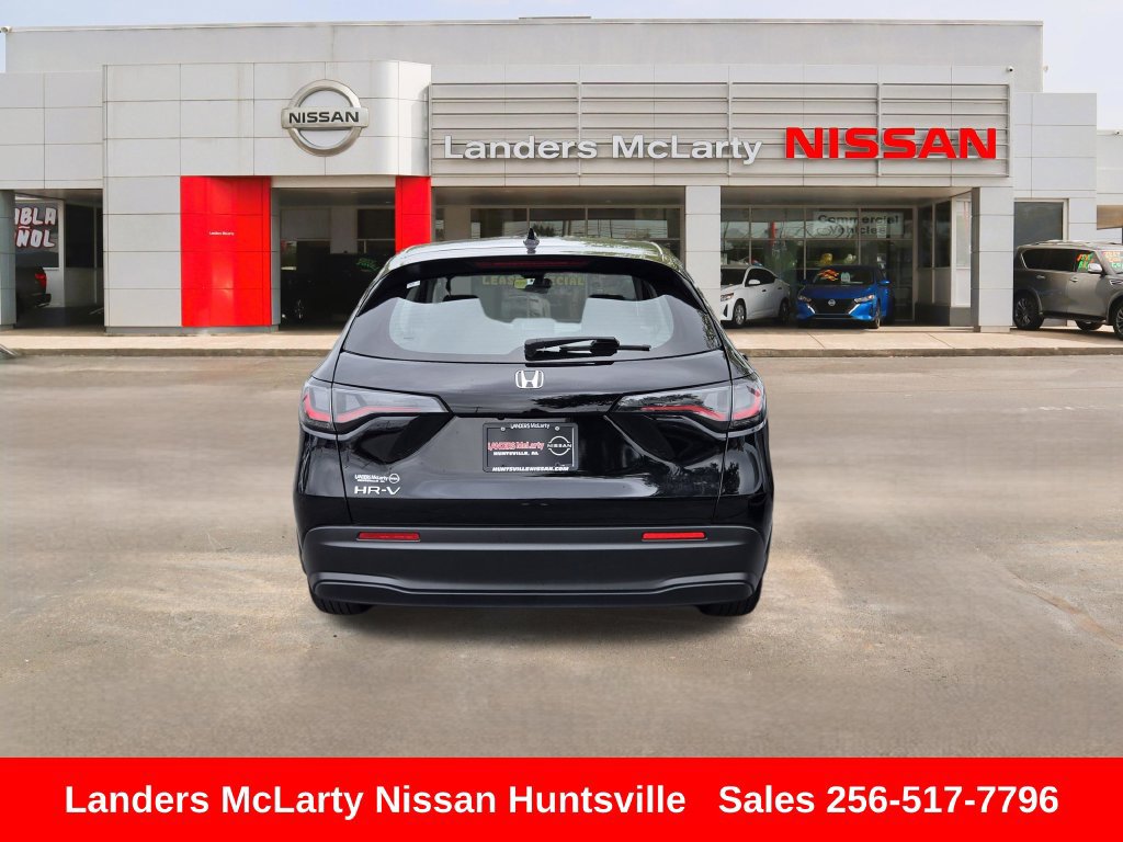 Used 2025 Honda HR-V LX image 5