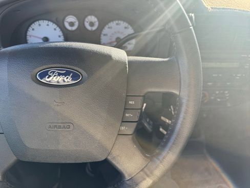 Used 2011 Ford Ranger Sport w/ Bright Trim Group image 17