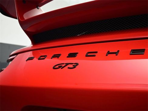 Used 2018 Porsche 911 GT3 image 42