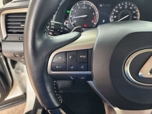 Used 2022 Lexus RX 350L Luxury image 33