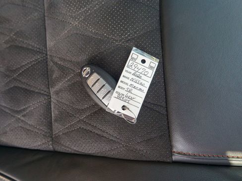 Used 2020 Nissan Maxima SR w/ Illumination Package image 32