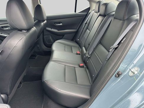 Certified 2025 Nissan Sentra SR w/ SR Premium Package image 19