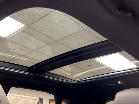 New 2026 Lexus RX 450h AWD image 10