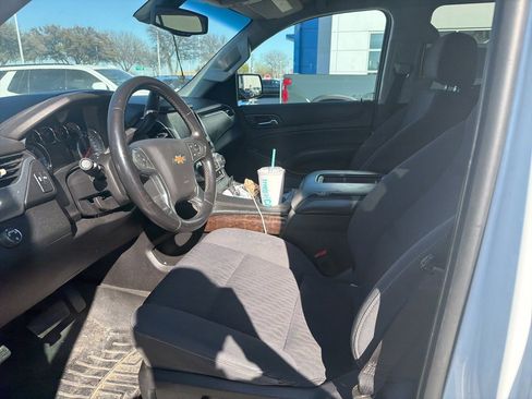 Used 2018 Chevrolet Tahoe LS image 12