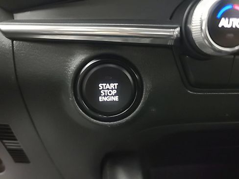 Used 2024 MAZDA MAZDA3 s FWD image 35