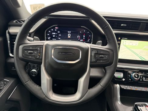 Used 2025 GMC Sierra 1500 Denali w/ Denali Reserve Package AWD/4WD image 16