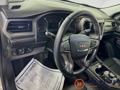 Certified 2023 GMC Acadia AT4 w/ Preferred Package image 9