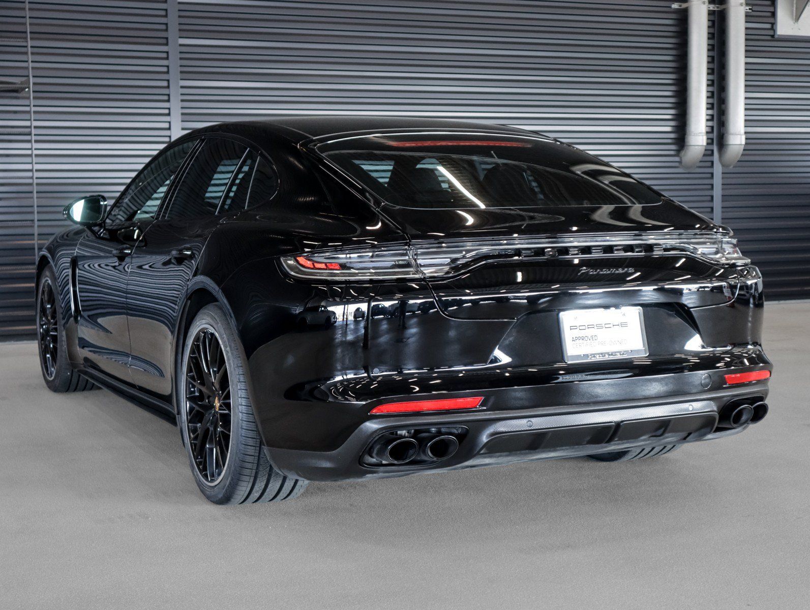 Certified 2023 Porsche Panamera Platinum Edition w/ Assistance Package RWD image 3