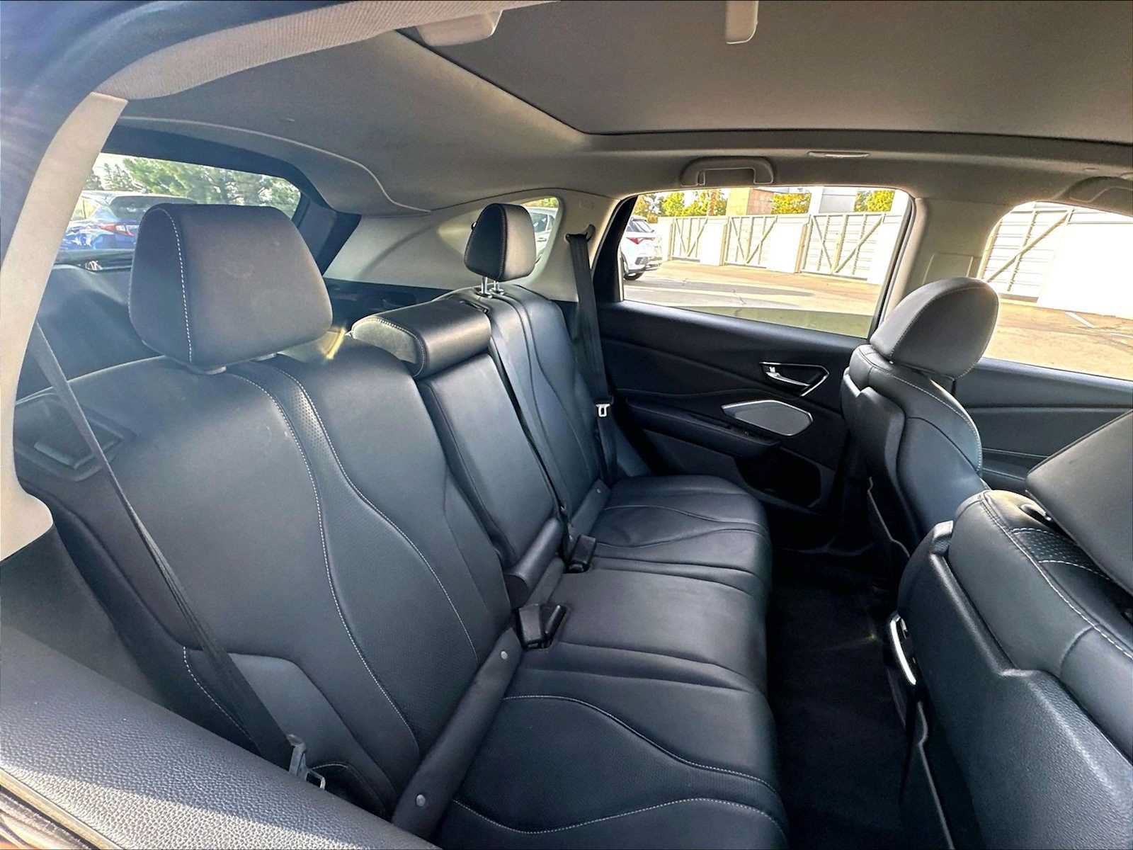 Used 2023 Acura RDX w/ Technology Package FWD image 29