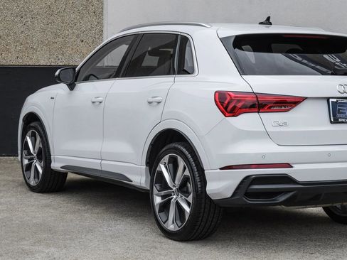 Used 2020 Audi Q3 2.0T Premium Plus w/ Premium Plus Package AWD/4WD image 12