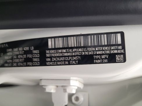 Used 2020 Jeep Renegade Altitude FWD image 33