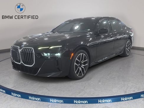 Used 2023 BMW 760i xDrive AWD/4WD image 1