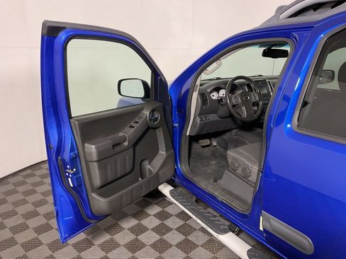Used 2015 Nissan Xterra PRO-4X AWD/4WD image 19