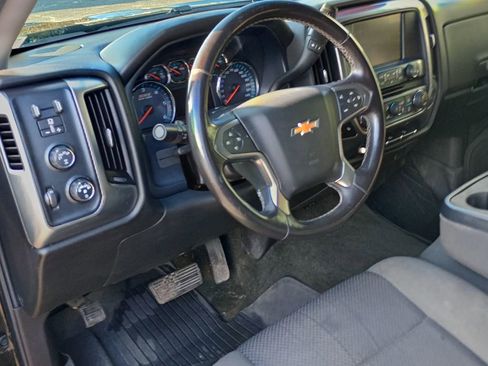 Used 2018 Chevrolet Silverado 1500 LT w/ All Star Edition image 9