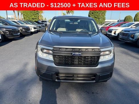 Used 2022 Ford Maverick XLT FWD image 2