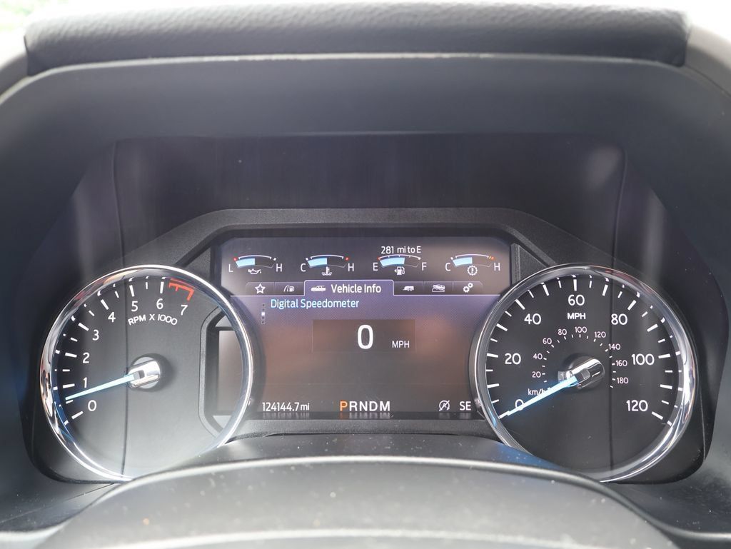 Used 2021 Ford Expedition XLT AWD/4WD image 18