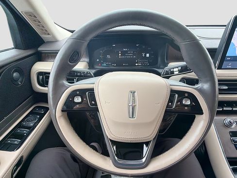 Certified 2021 Lincoln Aviator Reserve w/ Equipment Group 201A AWD/4WD image 11