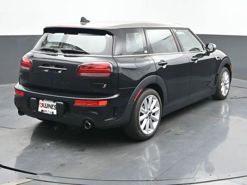 Used 2023 MINI Cooper Clubman S w/ Premium Package image 10