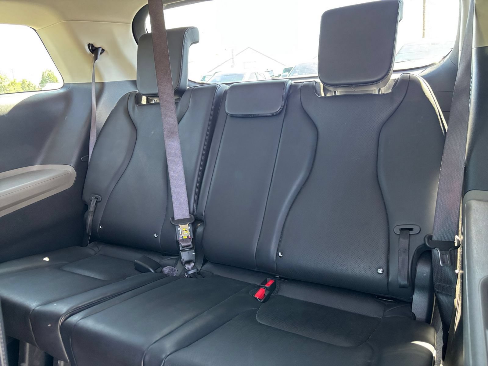 Used 2026 Kia Carnival FWD image 31
