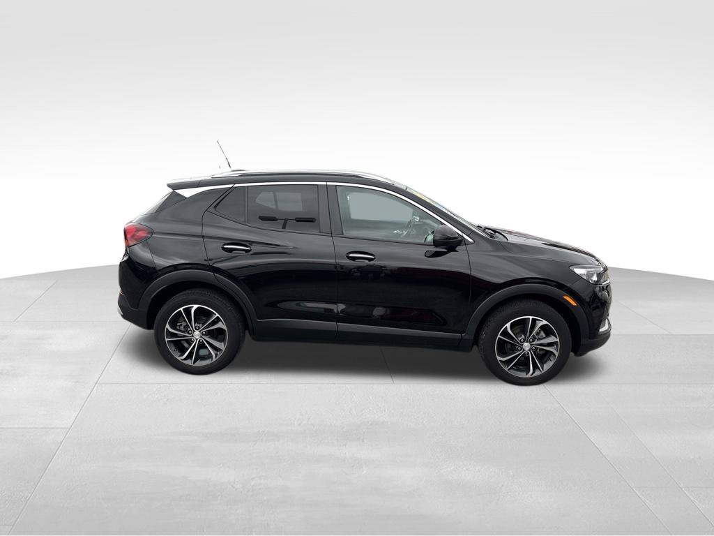 Used 2023 Buick Encore GX Select w/ Safety Package II AWD/4WD image 8
