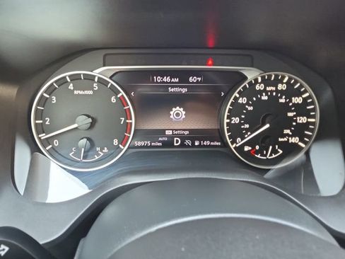 Used 2024 Nissan Rogue S AWD/4WD image 14