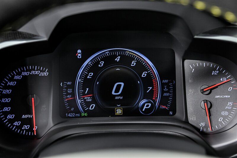 Used 2016 Chevrolet Corvette Z06 w/ C7.r Special Edition RWD image 22