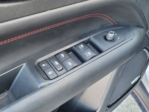 Used 2022 Jeep Compass Trailhawk w/ Sun and Sound Group image 15