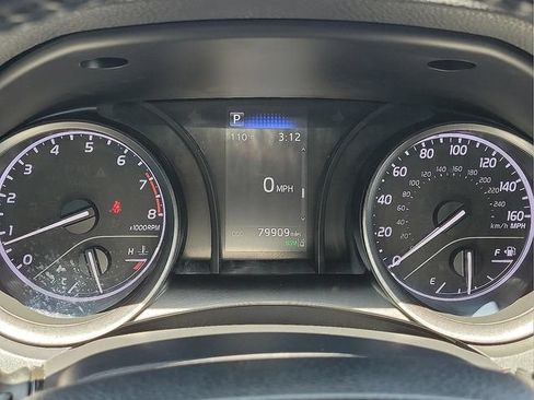 Used 2022 Toyota Camry SE w/ Convenience Package FWD image 23