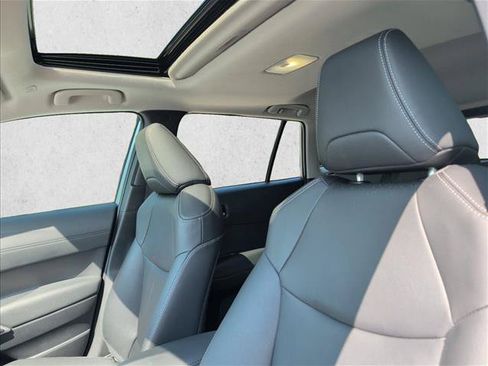 Used 2025 Toyota Corolla Cross XLE w/ Convenience Package AWD/4WD image 13