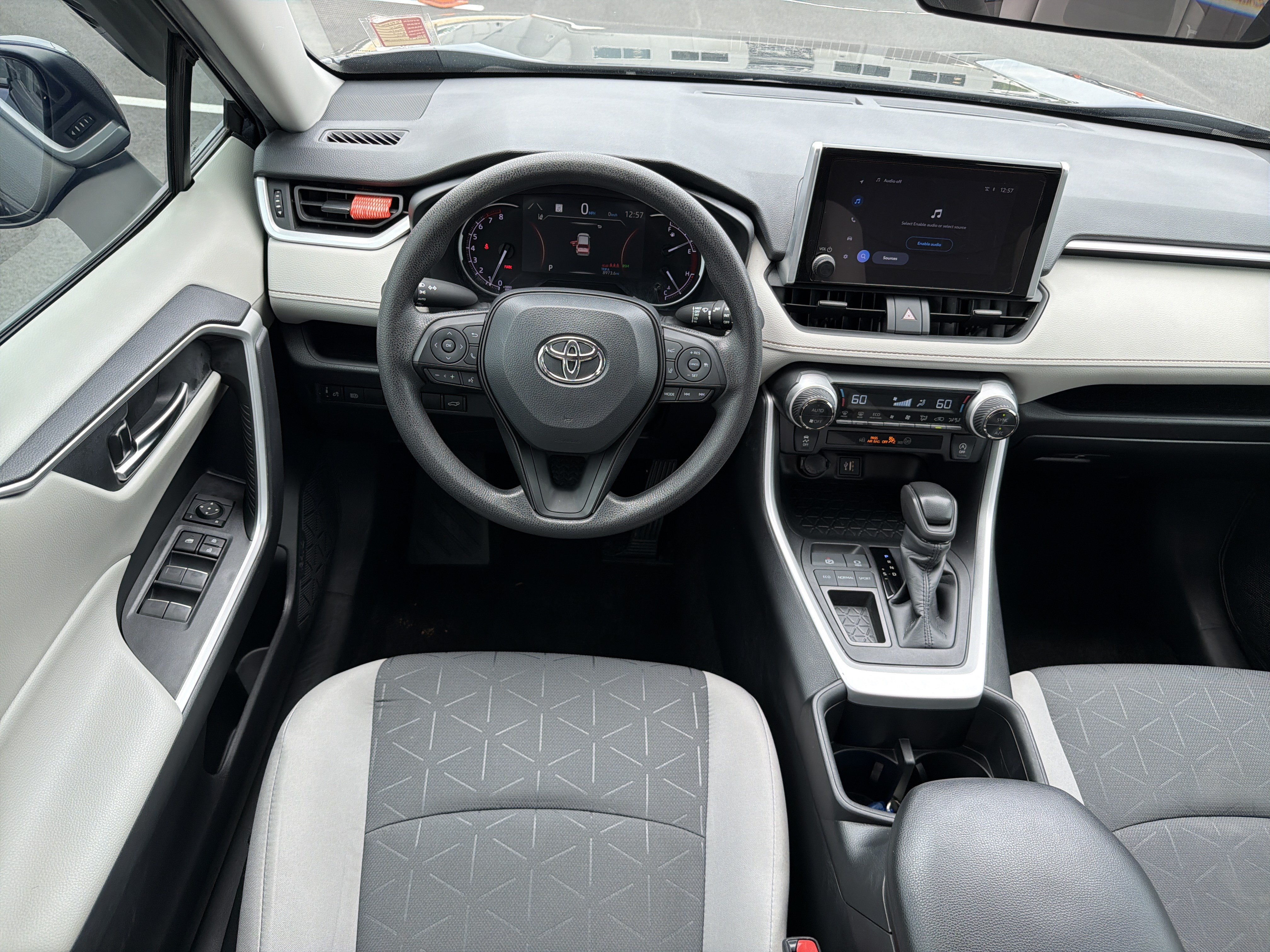 Used 2024 Toyota RAV4 XLE w/ Convenience Package FWD image 23