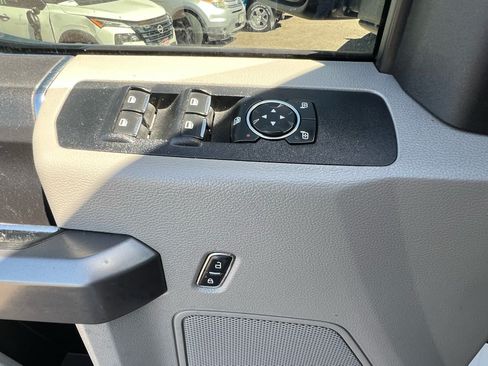 Used 2018 Ford F250 XLT w/ XLT Value Package AWD/4WD image 29