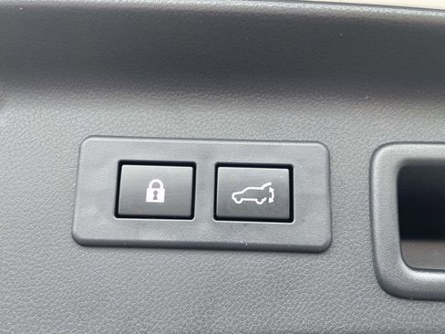 Certified 2025 Subaru Forester Touring w/ Protection Package image 11