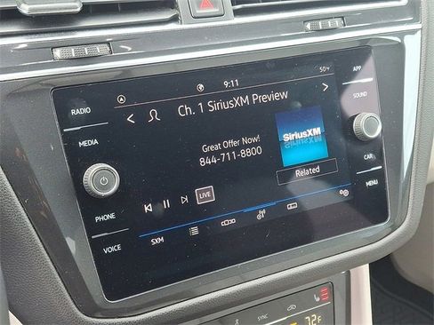 Used 2022 Volkswagen Tiguan SE image 16