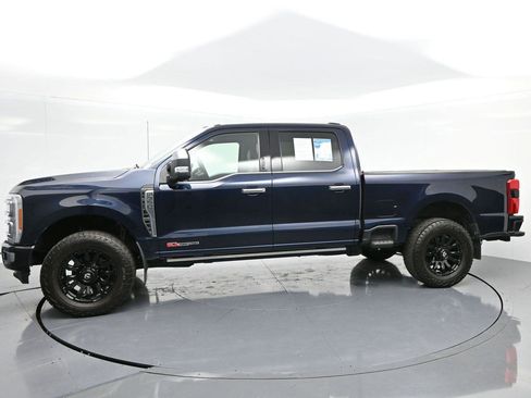 Used 2023 Ford F350 Platinum image 4