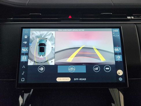 Used 2024 Land Rover Range Rover Sport SE AWD/4WD image 18