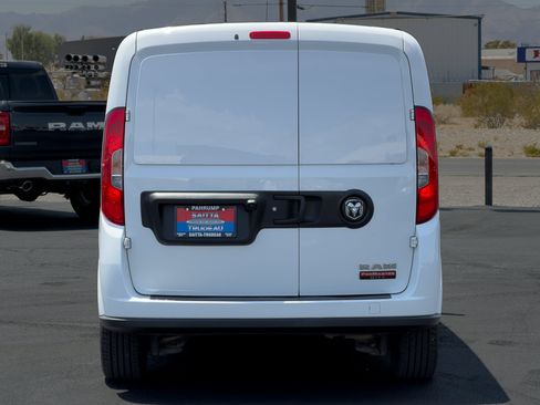 Used 2022 RAM ProMaster City Tradesman FWD image 4