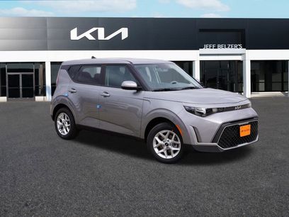 New 2025 Kia Soul LX