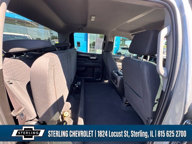 Used 2023 Chevrolet Silverado 1500 RST w/ Z71 Off-Road Package AWD/4WD image 13