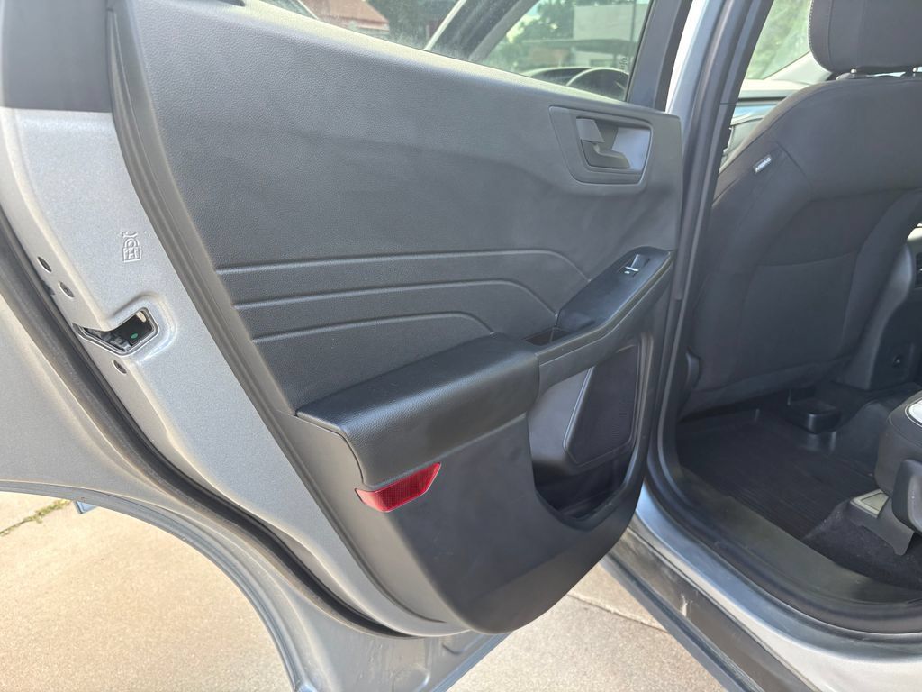 Used 2024 Ford Escape Active w/ Tech Pack #1 AWD/4WD image 8