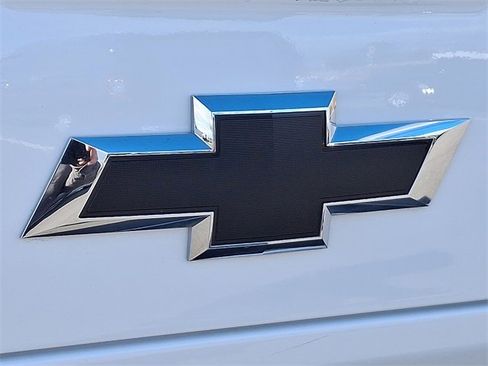 Used 2024 Chevrolet Silverado 1500 RST image 30