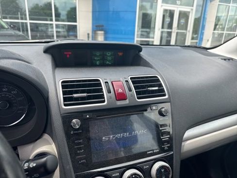 Used 2016 Subaru Forester 2.5i Touring w/ Eyesight & Navigation System AWD/4WD image 8