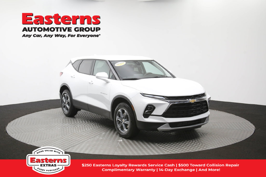 Used 2025 Chevrolet Blazer LT FWD image 51