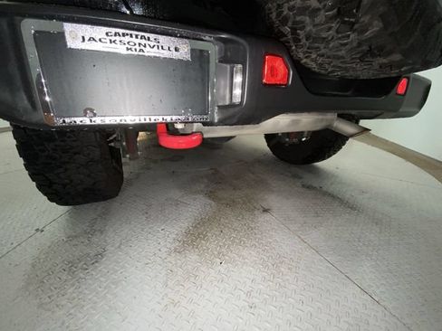 Used 2021 Jeep Wrangler Unlimited Rubicon AWD/4WD image 28