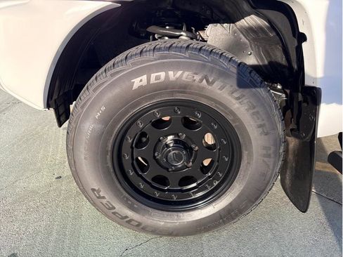 Used 2015 Toyota Tacoma PreRunner image 13