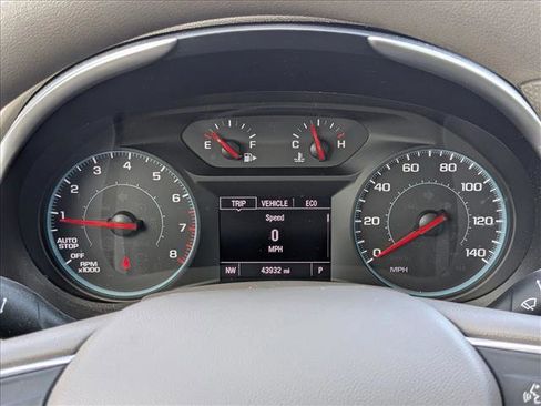 Used 2022 Chevrolet Malibu LT image 8