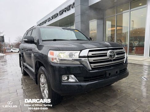 Used 2021 Toyota Land Cruiser image 1