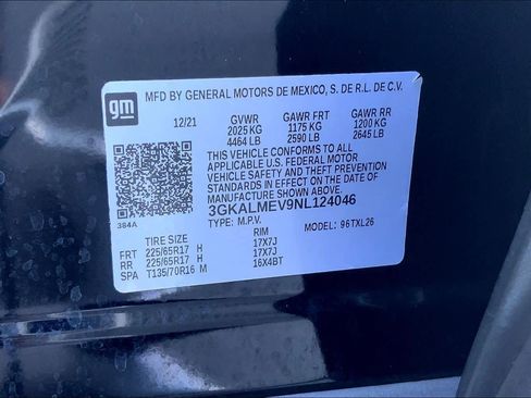Used 2022 GMC Terrain SLE image 27